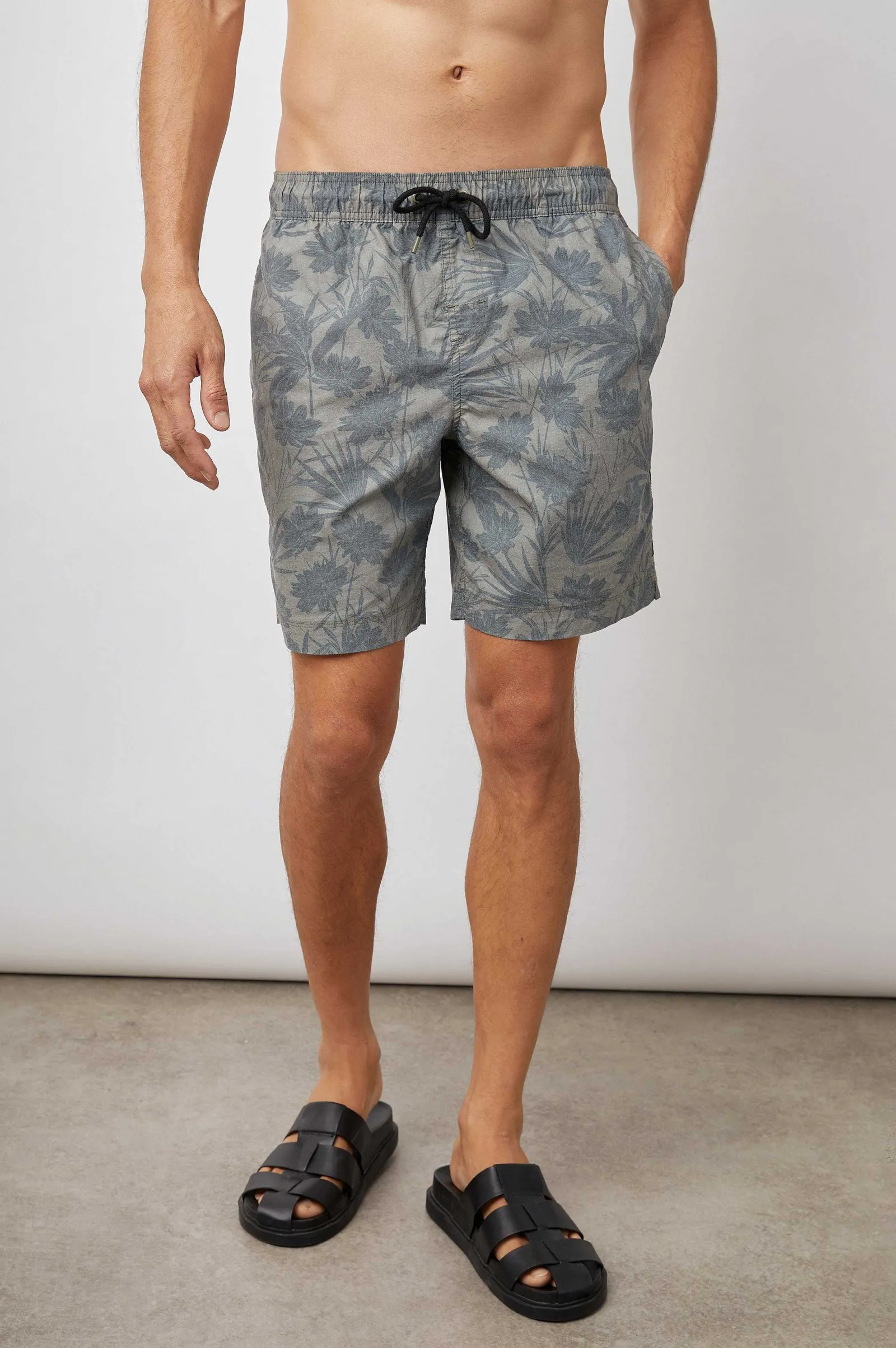 Heren Rails Kian Zwem Kort - Jungle Foliage Olijf