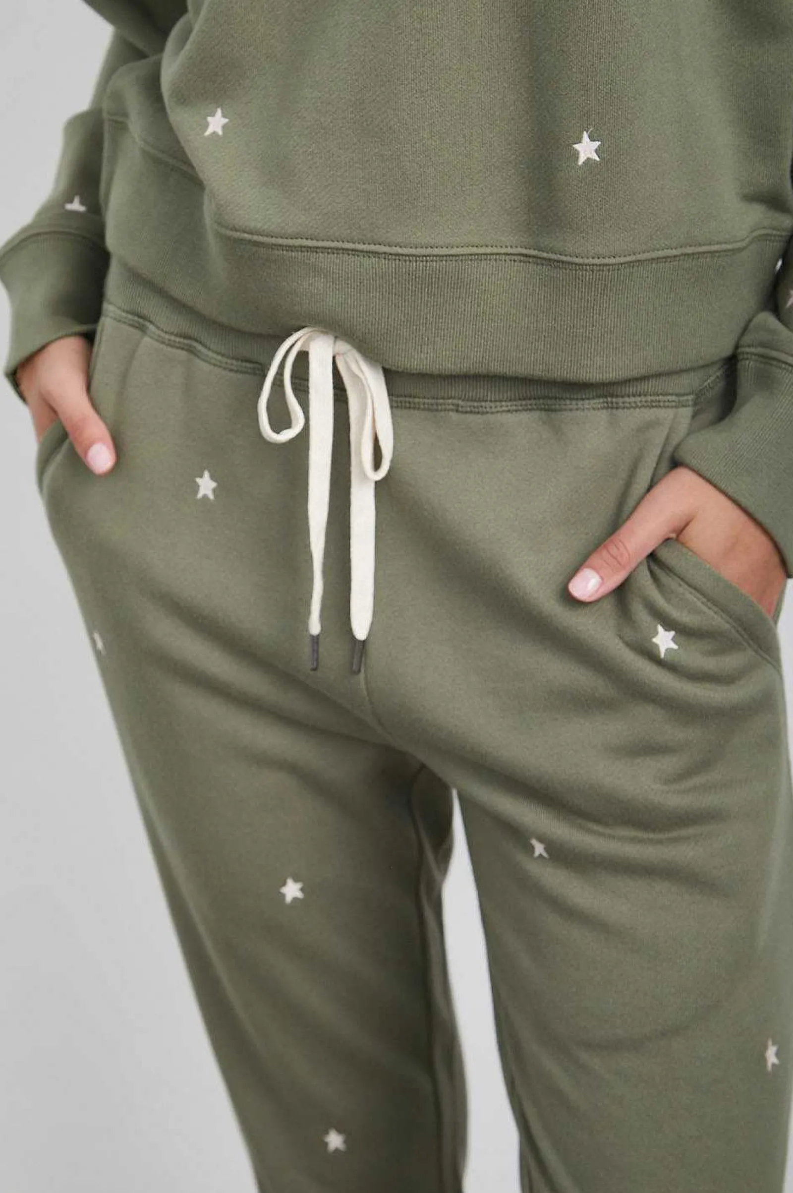 Vrouwen Rails Kingston Sweatpant - Olijf Geborduurde Ivoor Sterren