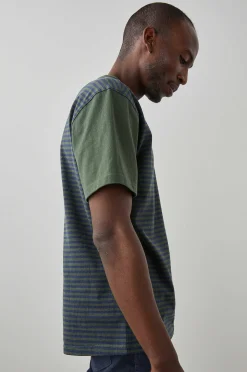 Heren Rails Sato T-Shirt - Altijdgroen Marine Streep